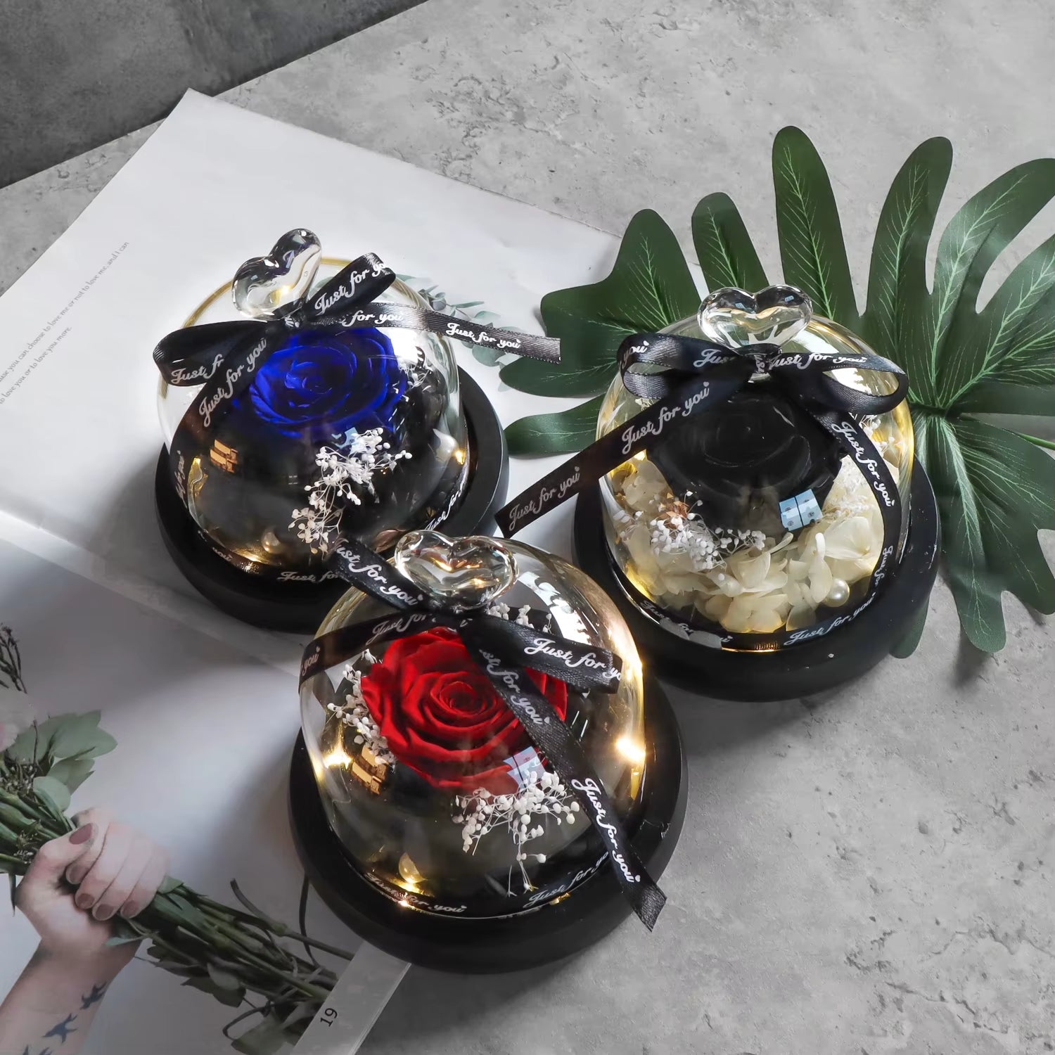 Eternal Rose in Heart-Shaped Glass Dome with LED Light, Preserved Forever Flower Gift for Mom, Wife, Girlfriend, Valentine's Day, Birthday, Anniversary & Wedding